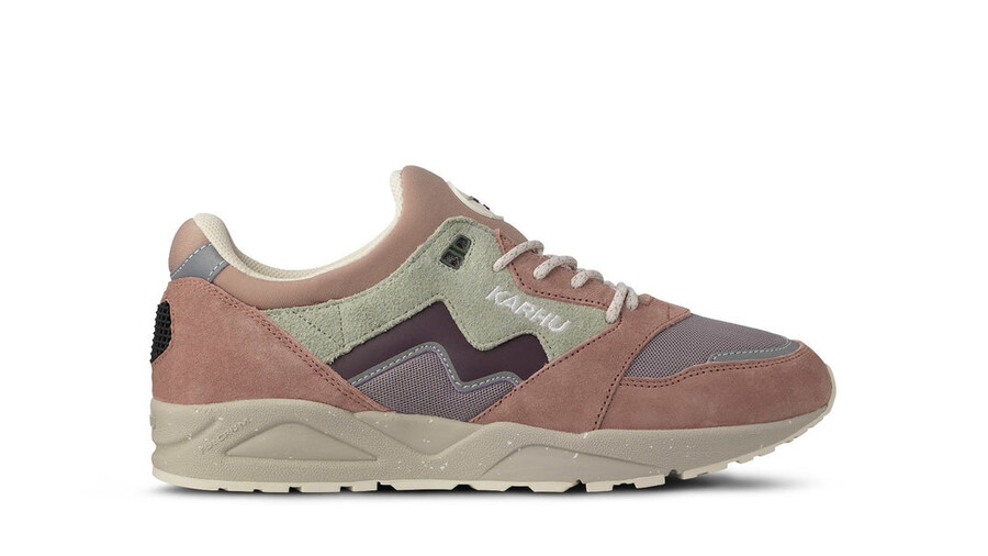 karhu aria 95 - warm taupe fig sneakers vintage