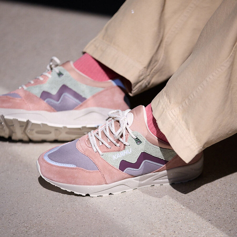 karhu aria 95 - warm taupe fig sneakers vintage