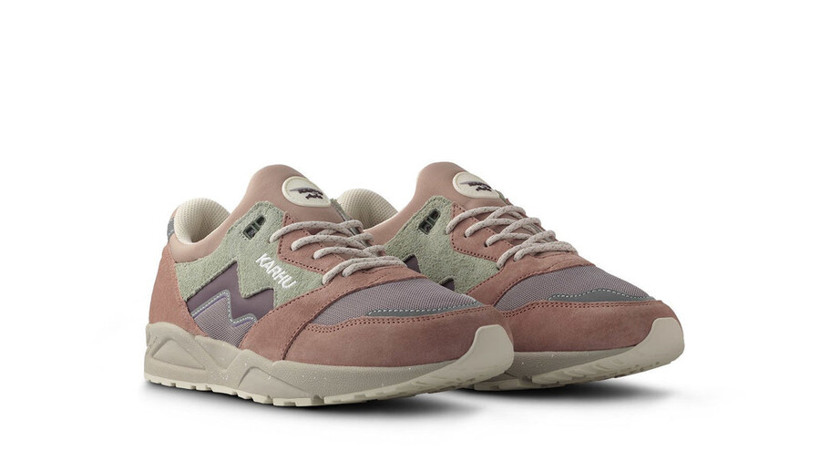karhu aria 95 - warm taupe fig sneakers vintage